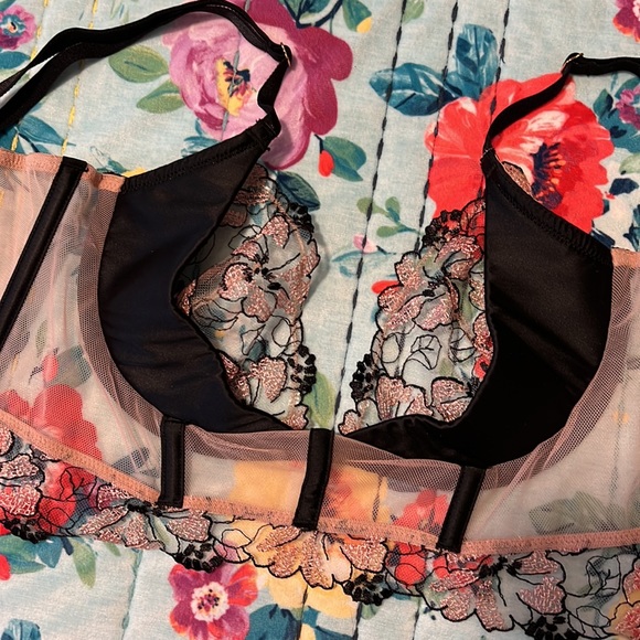 Victoria's Secret Other - VS sheer Corset Bra 32D